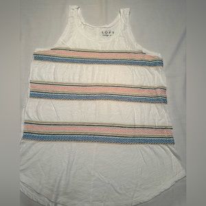 Ann Taylor Loft. White sleeveless tank top with multicolor pattern. Size L.